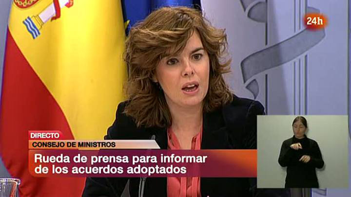 Sáenz de Santamaría llama a la 