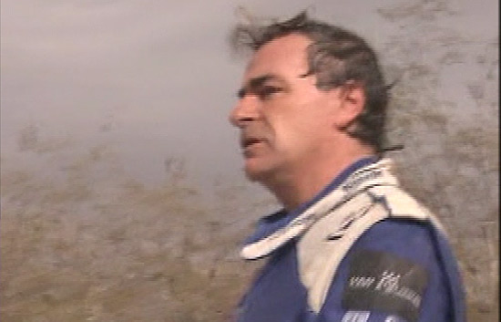Sainz sale ileso, pero abandona el Dakar