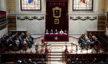 Sal&oacute;n de plenos de la Real Academia de la Lengua Espa&ntilde;ola.