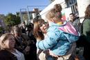 La candidata del PPC a la Generalitat, Alicia S&aacute;nchez-Camacho, durante su visita al barrio de La Barceloneta, en Barcelona