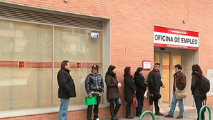 Ver v&iacute;deo  'Sanidad, defensa o empleo sufren los recortes m&aacute;s moderados'