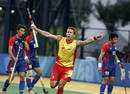 Santiago Freixa celebra el primer gol de la selecci&oacute;n de hockey