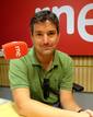 El escritor, dramaturgo, guionista, traductor y periodista peruano Santiago Roncagliolo colabora con El Pa&iacute;s y diversos diarios iberoamericanos. Obtuvo el Premio Alfaguara de novela por Abril rojo.