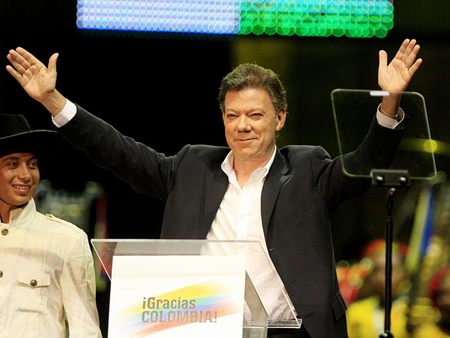 Abrumadora victoria de Juan Manuel Santos en la segunda vuelta de las elecciones colombianas