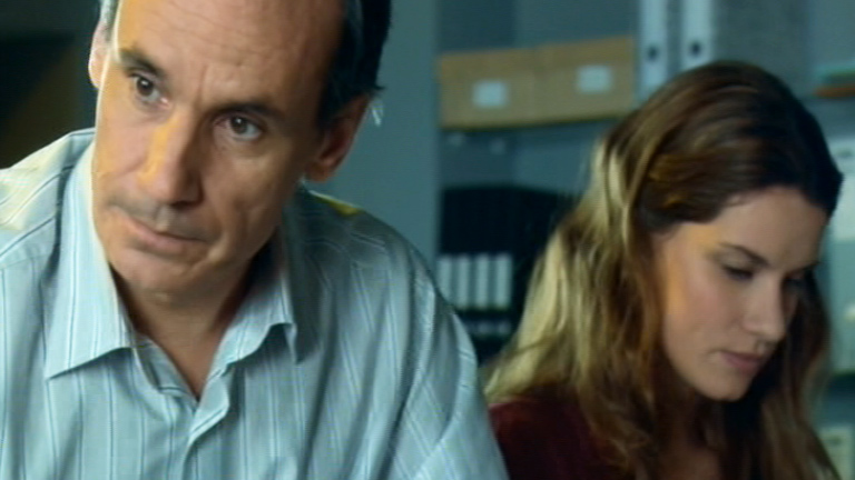 Gran Reserva - Sara desconf&iacute;a de Pablo