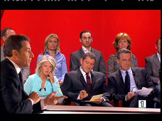 Ver v&iacute;deo  'Sarkozy reconoce sus errores'