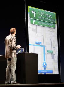 Scott Forstall, de Apple, preseta su nueva aplicaci&oacute;n cartogr&aacute;fica