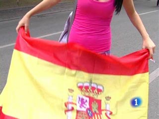 Ver v&iacute;deo  'Se agotan las banderas espa&ntilde;olas en Berl&iacute;n'