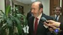 Ir al Video&nbsp;El secretario general del PSOE vuelve a intentar alejar las primarias del horizonte de 2013