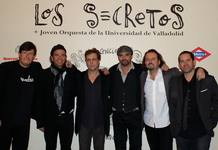 Los Secretos, despu&eacute;s del concierto.