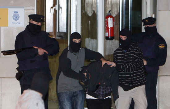 Los 34 detenidos en la operaci&oacute;n contra Segi declarar&aacute;n en la Audiencia Nacional