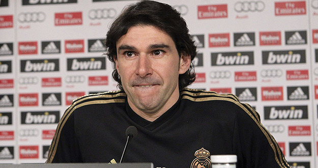 El segundo entrenador del Real Madrid, Aitor Karanka, en rueda de prensa.