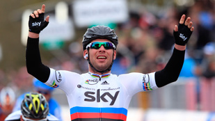 Segundo éxito de Cavendish en el Giro y Navardauskas sigue de líder