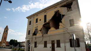 Ver v&iacute;deo  'Seis muertos tras un terremoto de magnitud 5,9 en el norte de Italia'