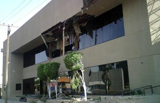 Un muerto y m&aacute;s de 100 heridos tras un terremoto de 7,2 en Baja California