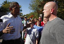 El Senador Barack Obama hablando con Joe el fontanero