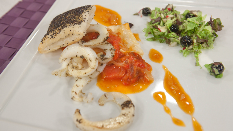 Saber Cocinar - Sepias salteadas con salsa provenzal y crujiente de hojaldre