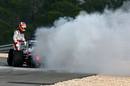 Timo Glock tuvo que abandonar su monoplaza tras incendiarse su motor en la sesi&oacute;n de pruebas.