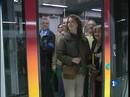 Ir al Video&nbsp;Los sevillanos ya pueden viajar en metro