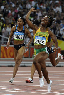 Shelly-Ann Fraser emula a Bolt