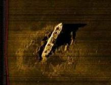 Imagem de sónar del barco desde la superficie.