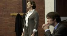 Sigourney Weaber y Gillian Murphy en 'Luces rojas'
