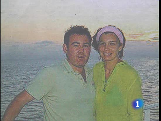 En el Mar Rojo contin&uacute;a la b&uacute;squeda de la pareja valenciana desaparecida en un naufragio