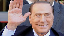 Ir al Video&nbsp;Silvio Berlusconi no tiene que enfrentarse a ning&uacute;n juicio hasta despu&eacute;s de las elecciones