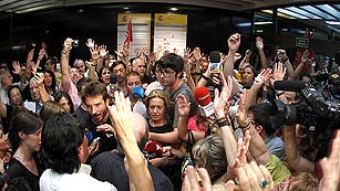 Ver v&iacute;deo  'Los sindicatos anuncian protestas contra los nuevos recortes y plantan al Gobierno'