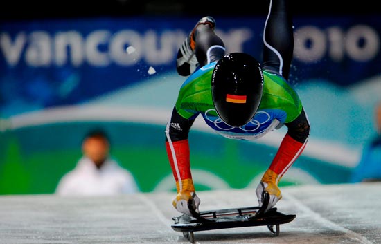 Skeleton. Individual masculino. 2&ordf; manga