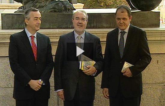 Desayunos - Solbes entrega el Proyecto de Presupuestos en el Congreso