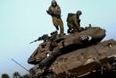 UN SOLDADO ISRAEL&Iacute; SALTA DE UN TANQUE EN EL NORTE DE LA FRANJA DE GAZA