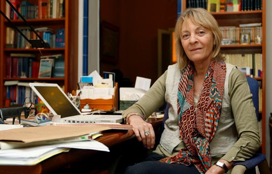 Soledad Pu&eacute;rtolas se convierte en la quinta mujer en ocupar un sill&oacute;n en la Real Academia