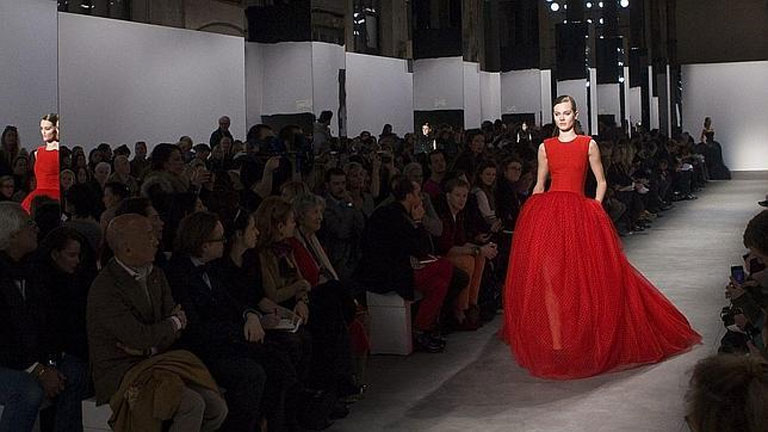 Solo Moda Monogr&aacute;ficos - Giambattista Valli