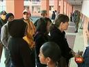 Ir al Video&nbsp;Un sondeo a pie de urna apunta a la victoria del 's&iacute;' en el refer&eacute;ndum de Ecuador