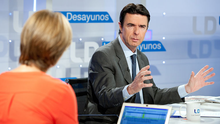 Soria afirma que sin la reforma el&eacute;ctrica, el d&eacute;ficit tarifario alcanzar&iacute;a 50.000 millones en menos de tres a&ntilde;os
