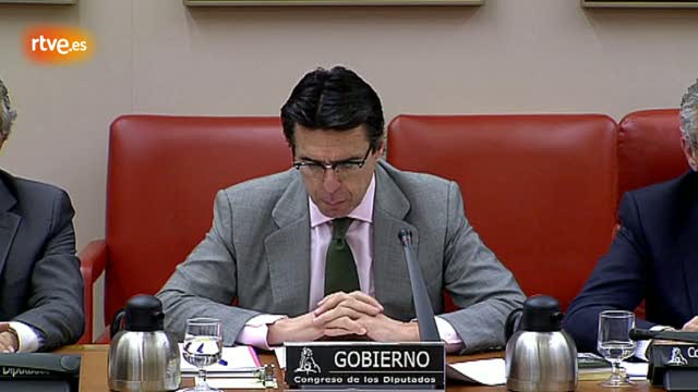 Soria admite que la expropiaci&oacute;n de la filial de REE por Bolivia es legal y la diferencia de YPF