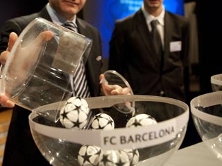 Ver v&iacute;deo  'El sorteo de la Champions favorece a Bar&ccedil;a y Madrid'