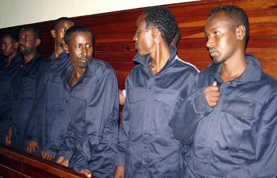 Juicio en Kenia contra ocho sospechosos de pirater&iacute;a