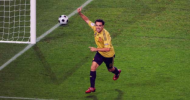 Xavi Hern&aacute;ndez celebra el gol que marc&oacute; a Rusia en semifinales.