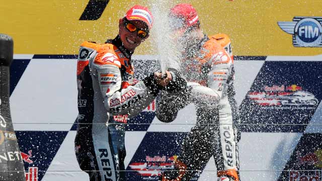 Stoner gana y Lorenzo se va satisfecho