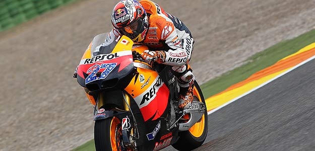 El australiano sum&oacute; su cuarta 'pole' consecutiva en Valencia.