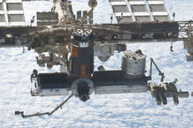 El Kounotori 2 atracado en la ISS fotografiado por un tripulante del Discovery en la misión STS-133 El Kounotori 2 atracado en la ISS fotografiado por un tripulante del Discovery en la misión STS-133