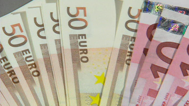 El Banco Central Europeo sube los tipos de inter&eacute;s un cuarto de punto despu&eacute;s de dos a&ntilde;os de m&iacute;nimos hist&oacute;ricos