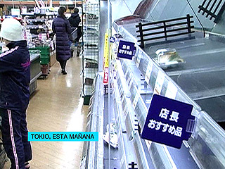Ver v&iacute;deo  'Supermercados vac&iacute;os en Tokio tras el tsunami'