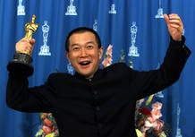 Tan Dun celebra el &Oacute;scar por 'Tigre y Drag&oacute;n'