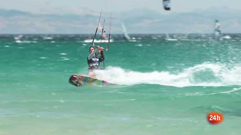 Zoom Tendencias - Tarifa, un mar de olas - 28/07/12 