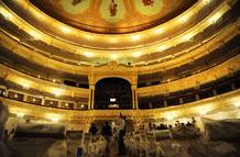 El Teatro Bolshoi de Moscú, donde el Ballet Nacional de Cuba homenajea a Alicia Alonso. La bailarina actuó aquí por primera vez en 1958.