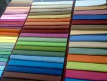 Telas te&ntilde;idas de colores