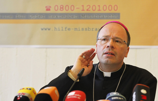 La Iglesia cat&oacute;lica alemana pone un tel&eacute;fono para que las v&iacute;ctimas de abusos sexuales puedan denunciarlos